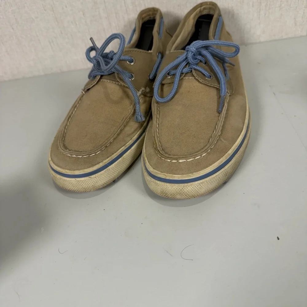 Sperry Tan Boat Shoes with Blue‎ Laces